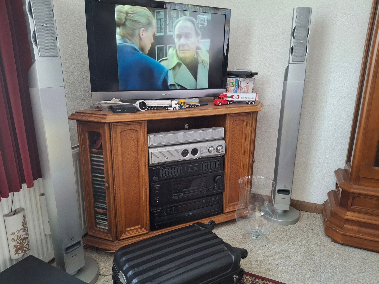 tv hoek kast eiken, Philips, Gebruikt, 50 Hz, HD Ready (720p)