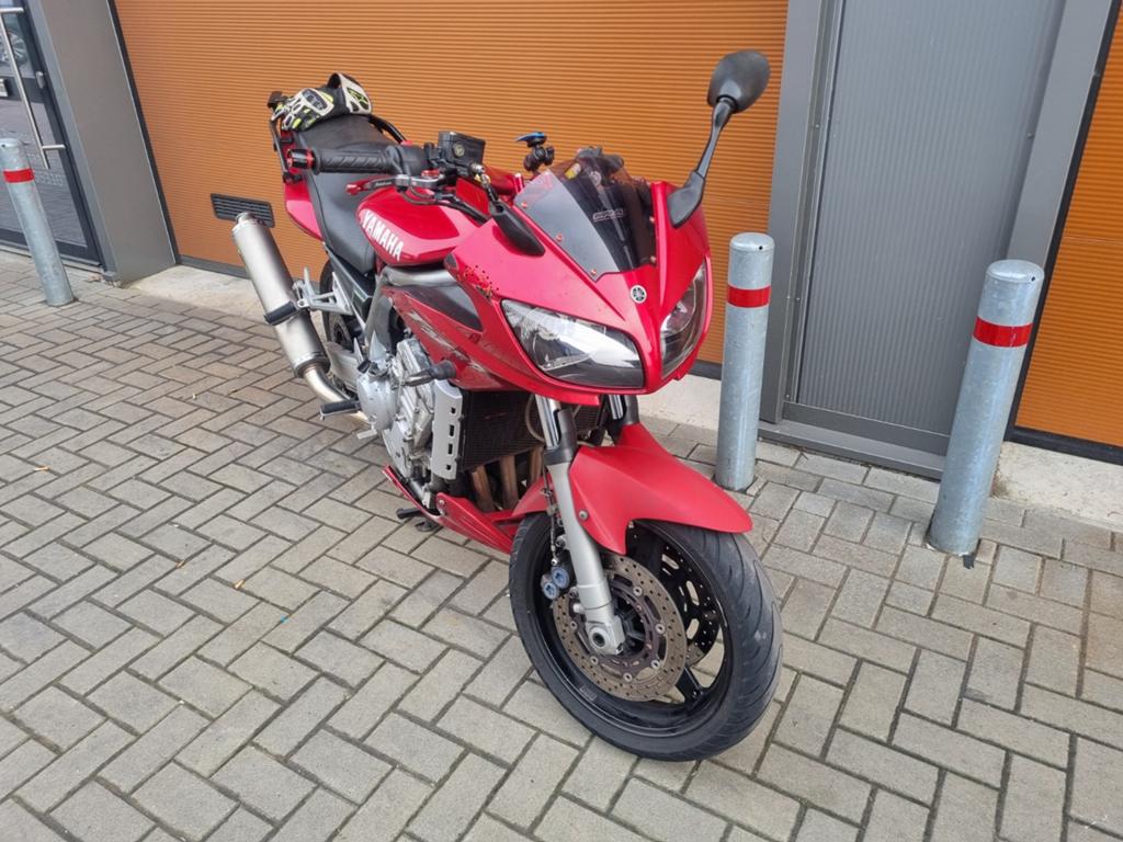 Yamaha Fazer 1000cc uit 2002 - Krachtige Toermotor, Motoren, Motoren | Yamaha, Sportuitlaat, 4 cilinders, Motorrijbewijs A, Gebruikt