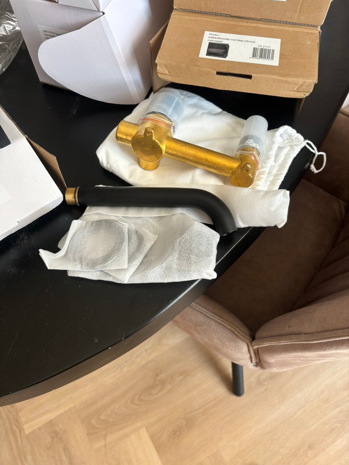 Inbouwkraan, inbouw toilethouders en  douchegoot (nieuw), Ophalen, Nieuw