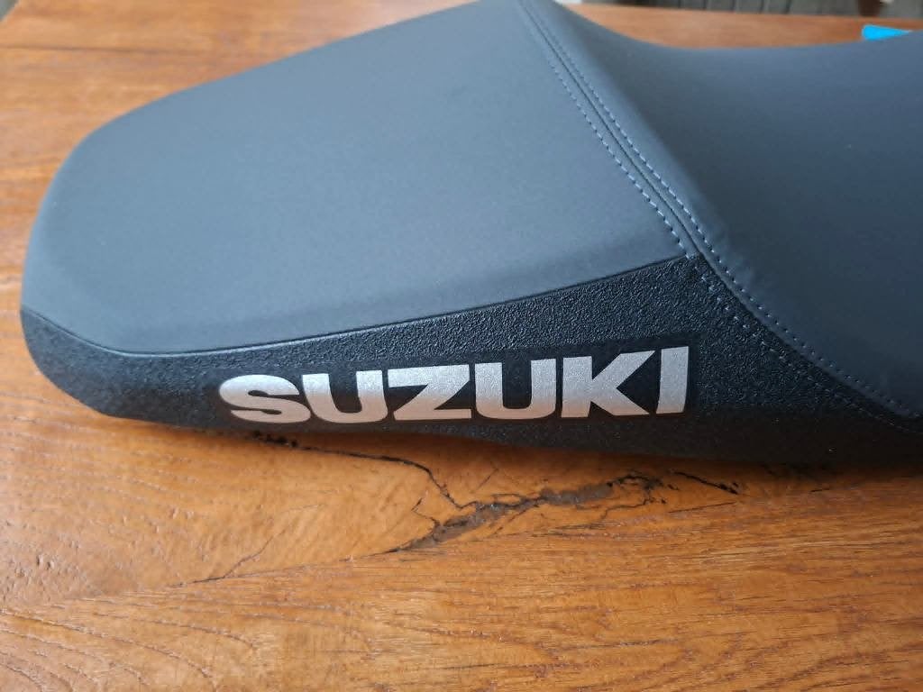 Suzuki Verlaagd Zadel Grijs V-Strom DL 1000/XT orgineel, Ophalen of Verzenden, Gebruikt