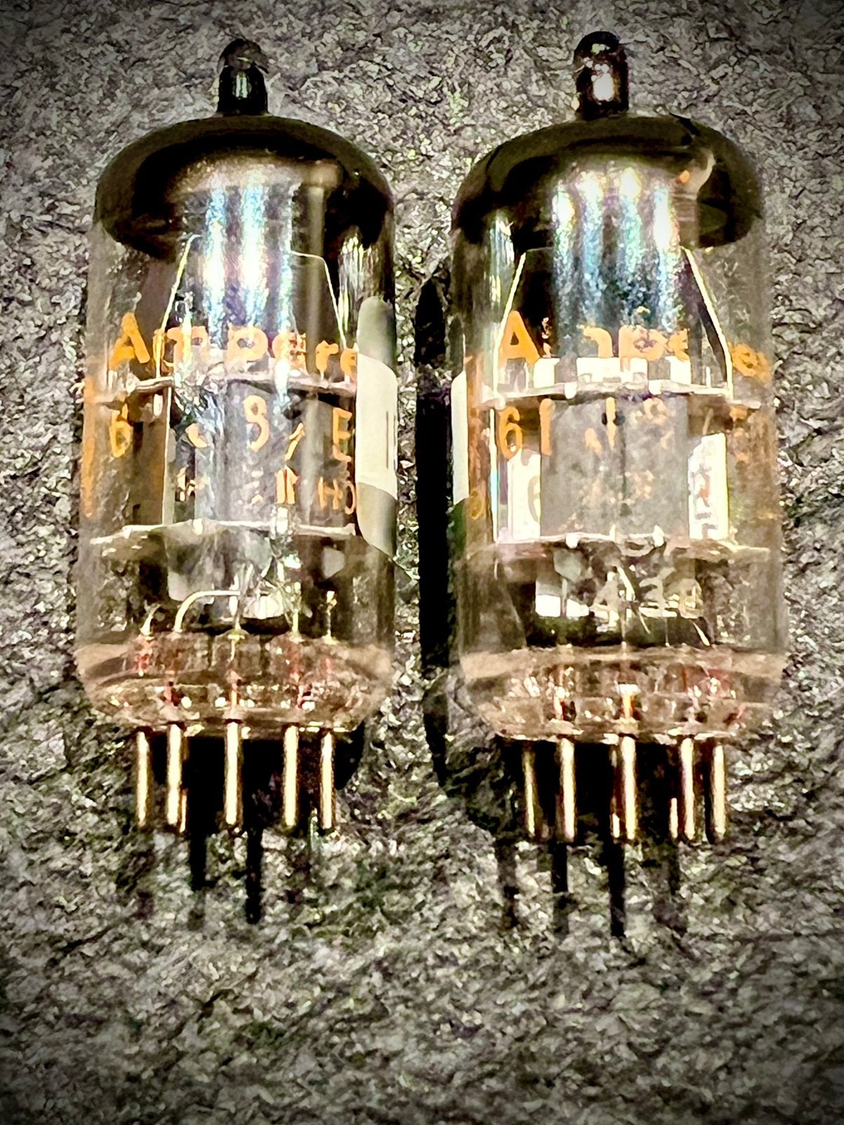 Amperex 6dj8 ecc88 nos audiophile, Audio, Tv en Foto, Ophalen, Buis of Buizen