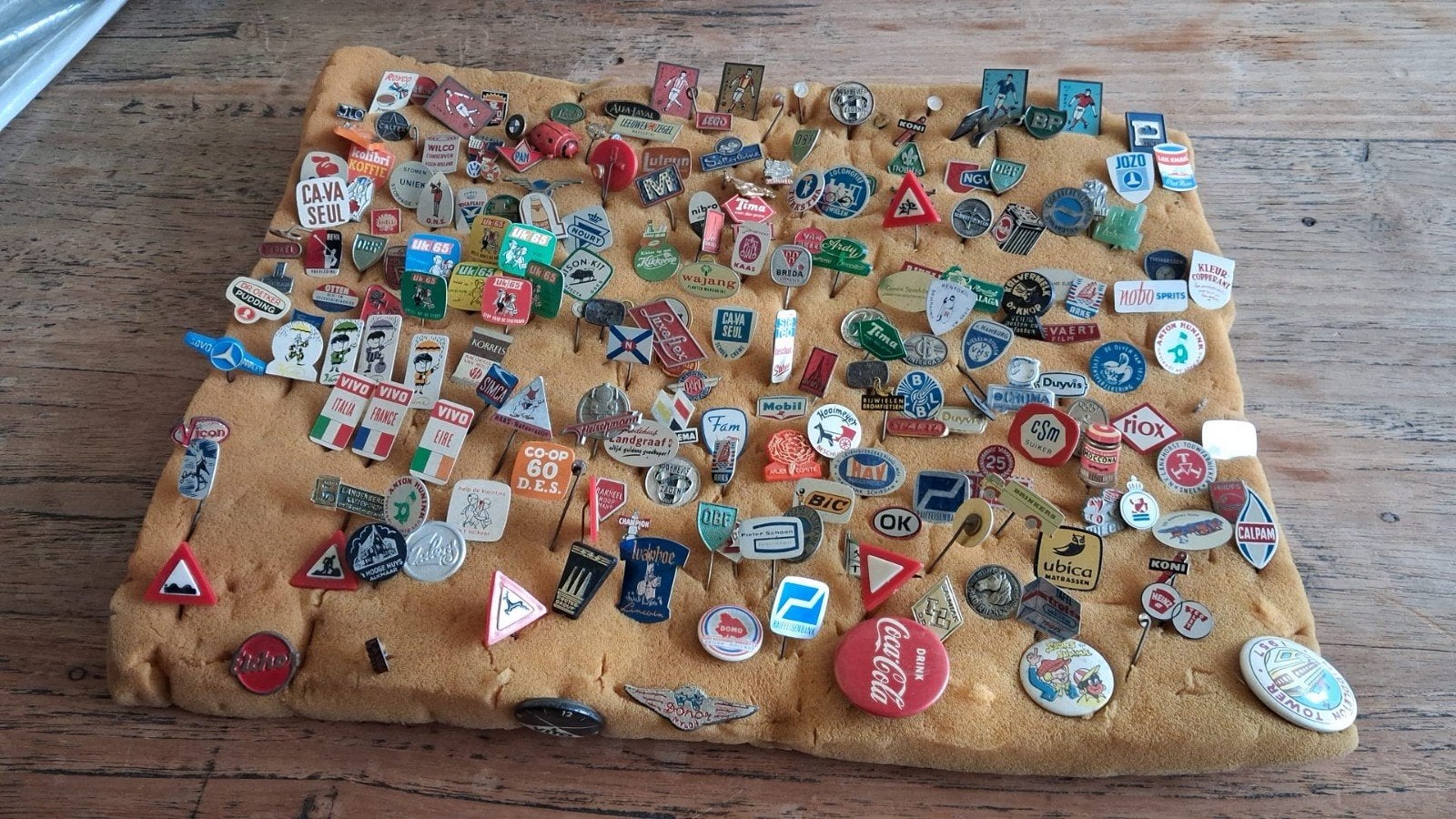 Grote verzameling vintage pins en speldjes speltjes, Ophalen of Verzenden, Gebruikt