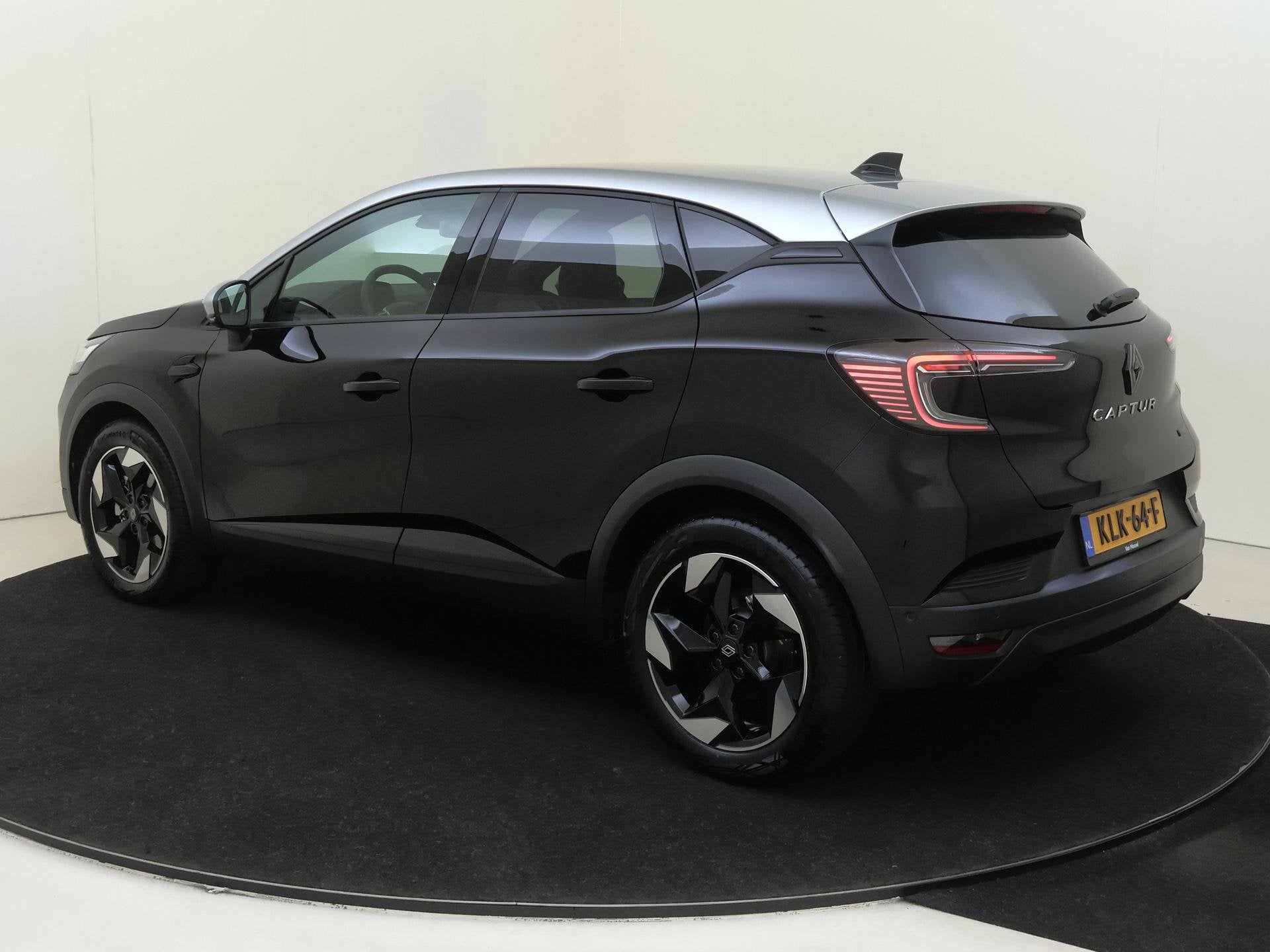 Renault Captur 1.8 E-Tech full hybrid 160 techno | Automaat, Auto's, 4 cilinders, Leder en Stof, Zwart, Bedrijf