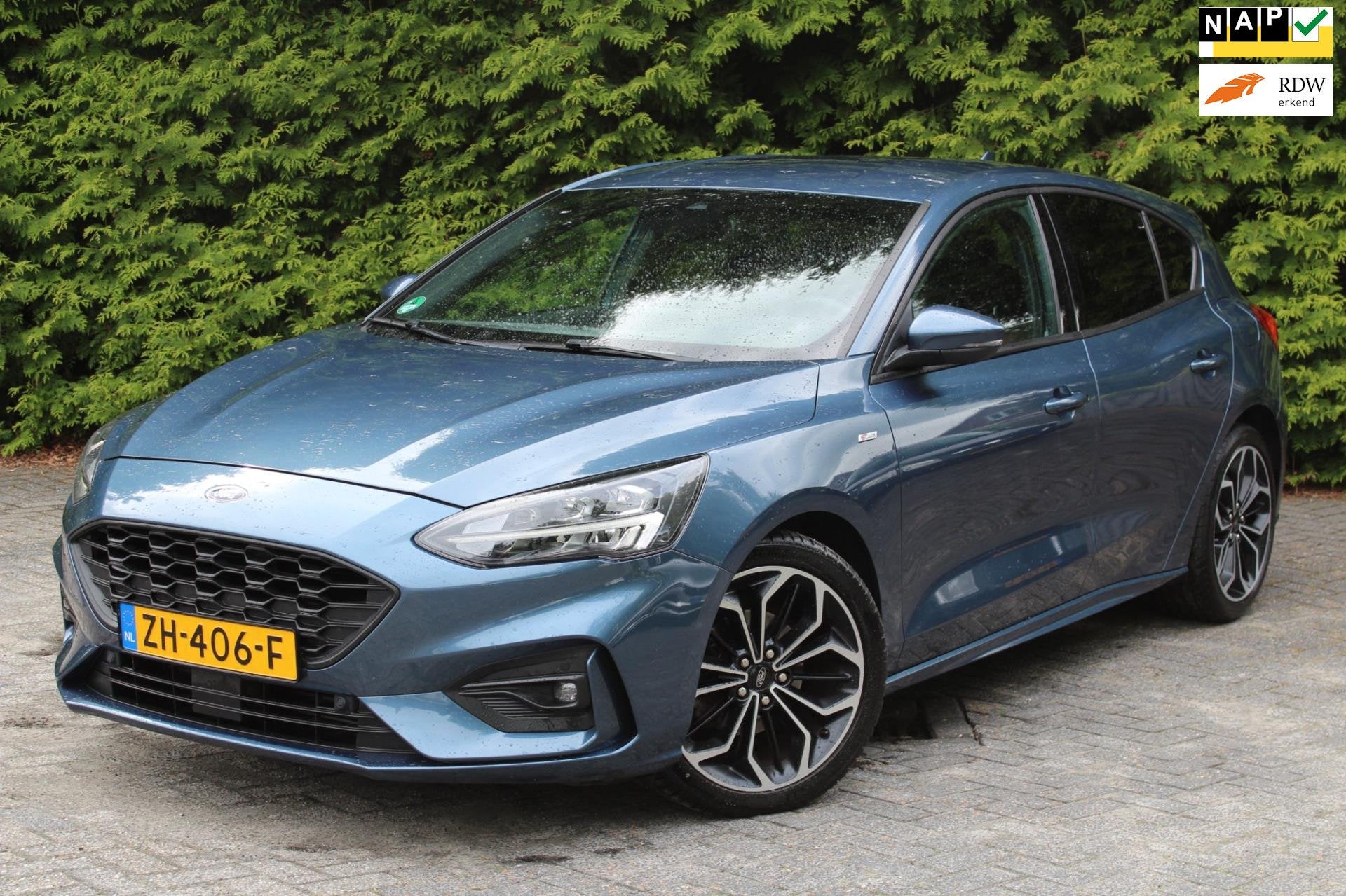 Ford Focus 1.5 EcoBoost ST Line Business 182PK | Stoel/stuur, Dealer onderhouden, Stof, Gebruikt, Blauw