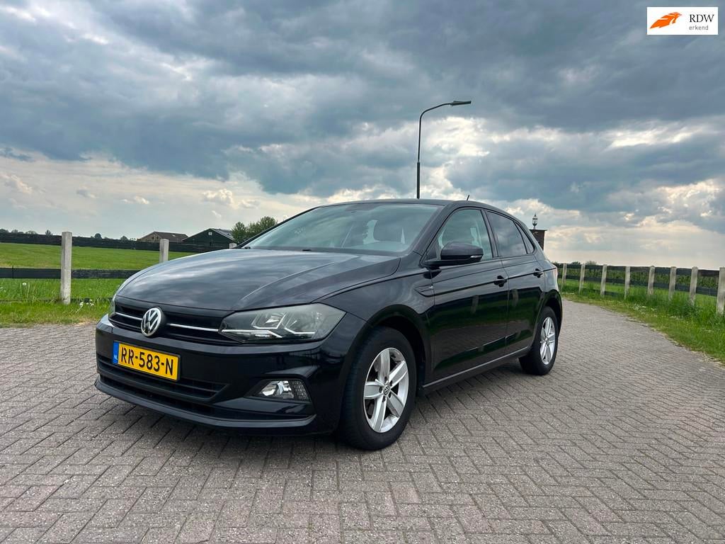 Volkswagen Polo 1.6 TDI R-Line 2018, Voorwielaandrijving, Gebruikt, Euro 6, Zwart