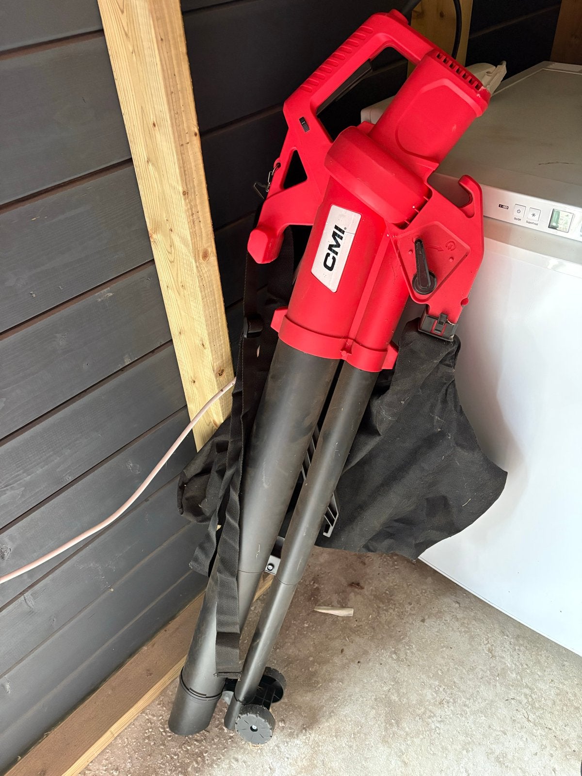 CMI Bladblazer/Bladzuiger met versnipperfunctie, Tuin en Terras, Ophalen, Gebruikt, Handgedragen, Met opvangzak