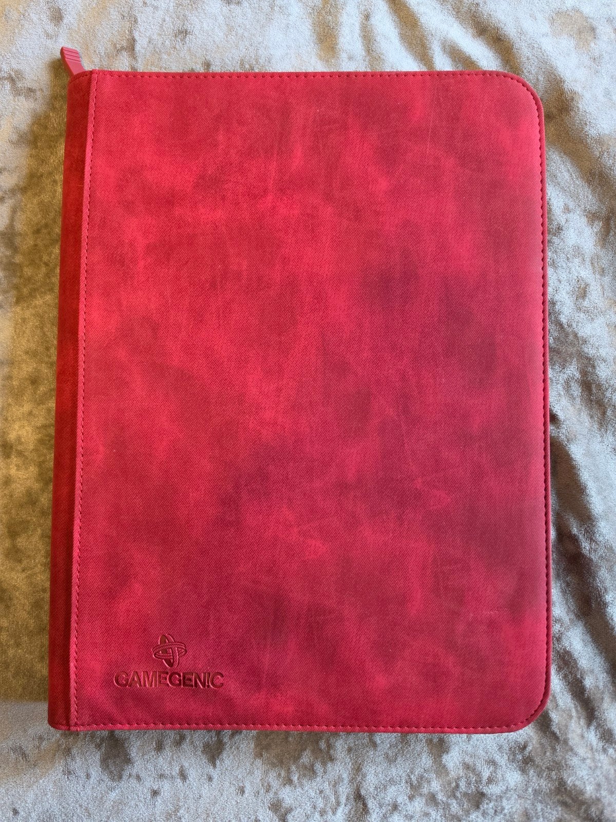 GAMEGENIC 9 pocket binder met zipper., Ophalen of Verzenden, Zo goed als nieuw