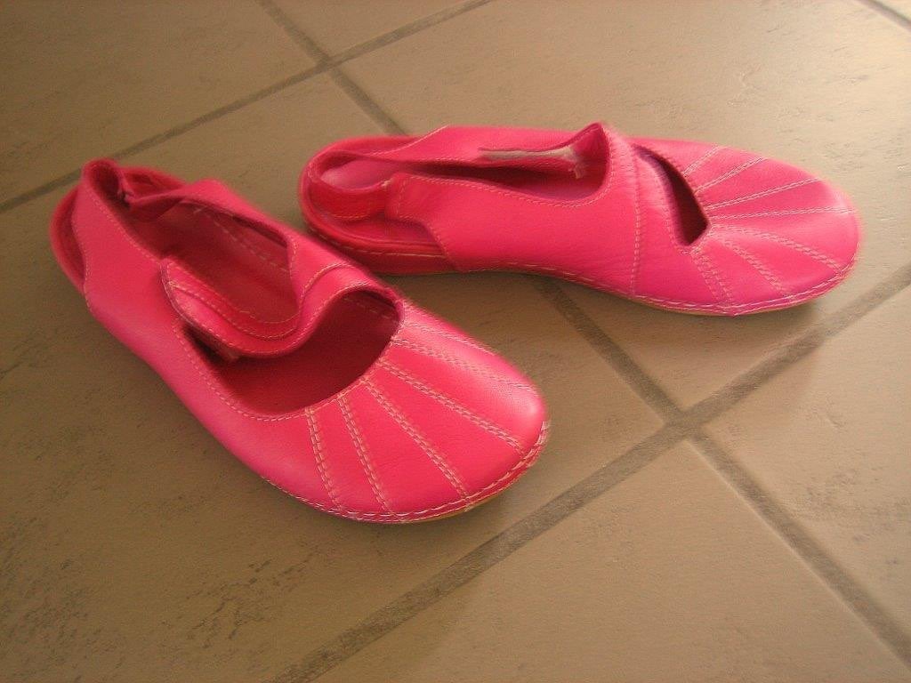 Vederlichte fuchsia leren sandalen CLINIC DRESS 40 snazzeys, Nieuw, Roze, Clinic Dress, Sandalen of Muiltjes