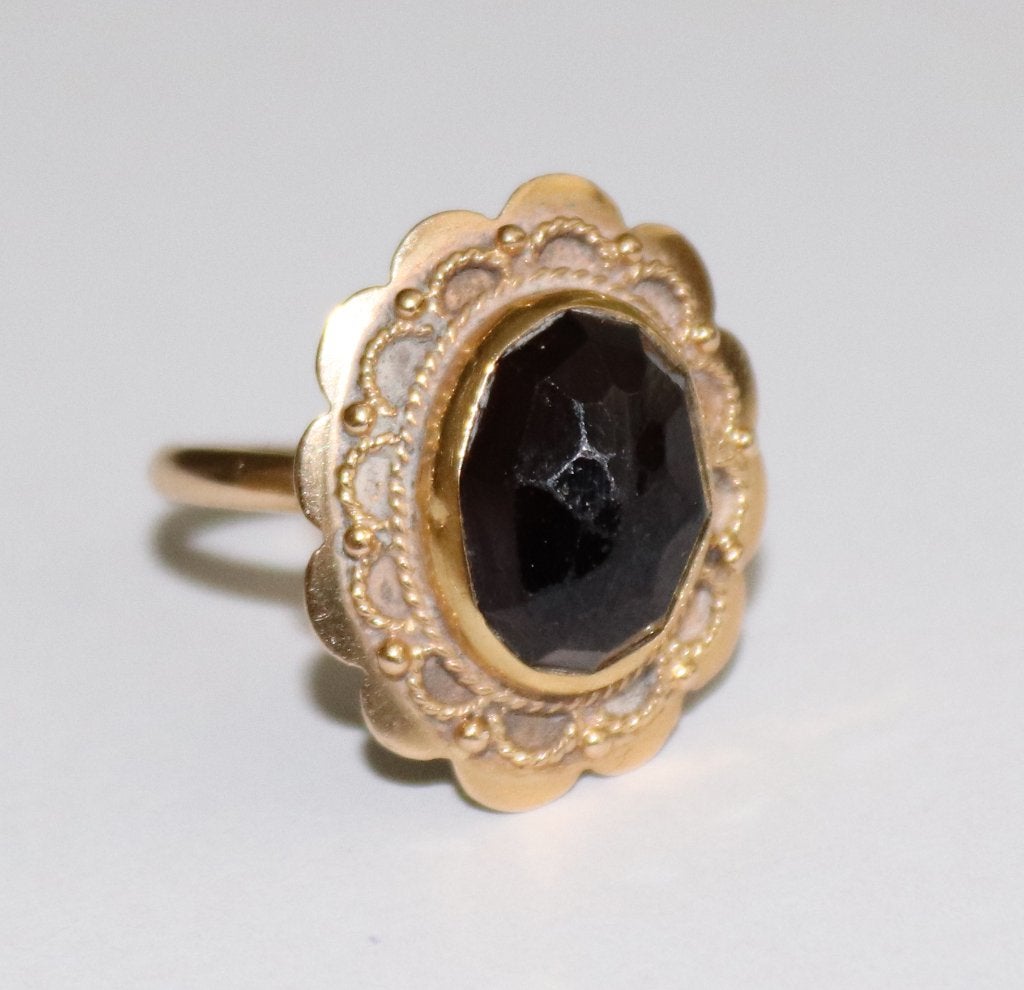 Antieke 14 karaat gouden ring met granaat steen, Verzenden, Goud, Ring, Met edelsteen