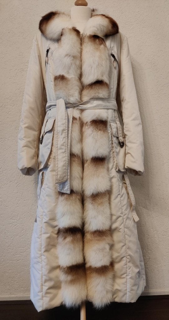 MAZZI jas off-white met crèmekleurige bruin bontkraag+revers, Maat 38/40 (M), Ophalen of Verzenden, Zo goed als nieuw, MAZZI