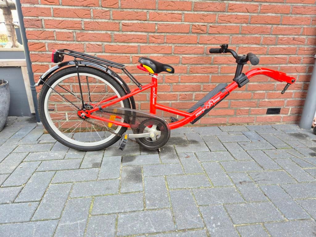 Aanhangfiets rood - Perfect voor jonge fietsers!, Fietsen en Brommers, Gebruikt, Minder dan 20 kg, Ophalen of Verzenden, Mini-O-Me