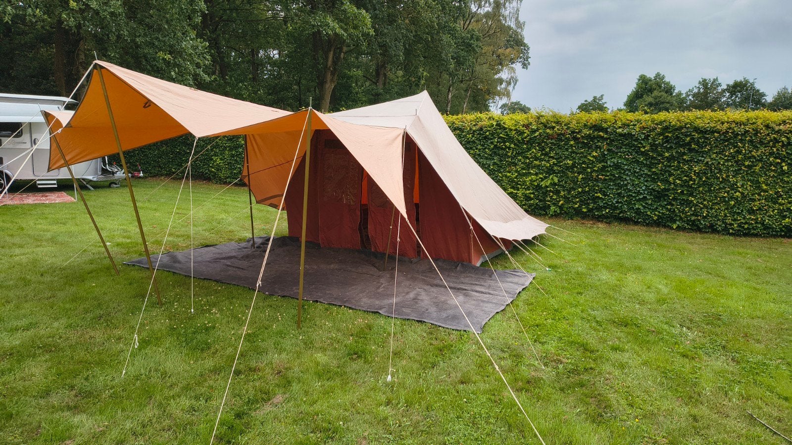 De Waard Stormvogel tent met luifel en zijschermen, Caravans en Kamperen, Tenten, Ophalen, Gebruikt