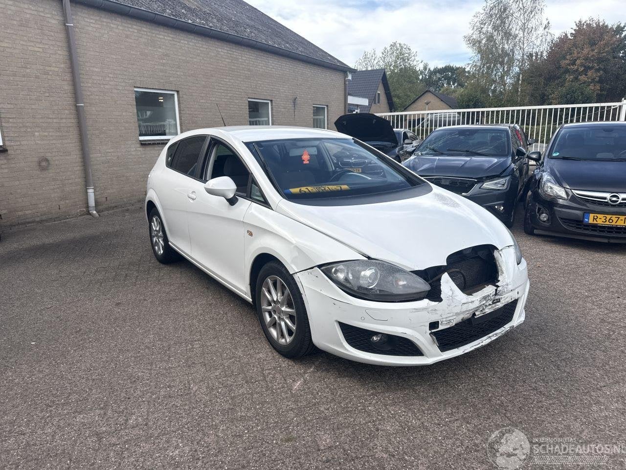 SEAT Leon 1.4 TSI Bnsl. High (bj 2009), Wit, Handgeschakeld, Service@seat.de, 1390 cc