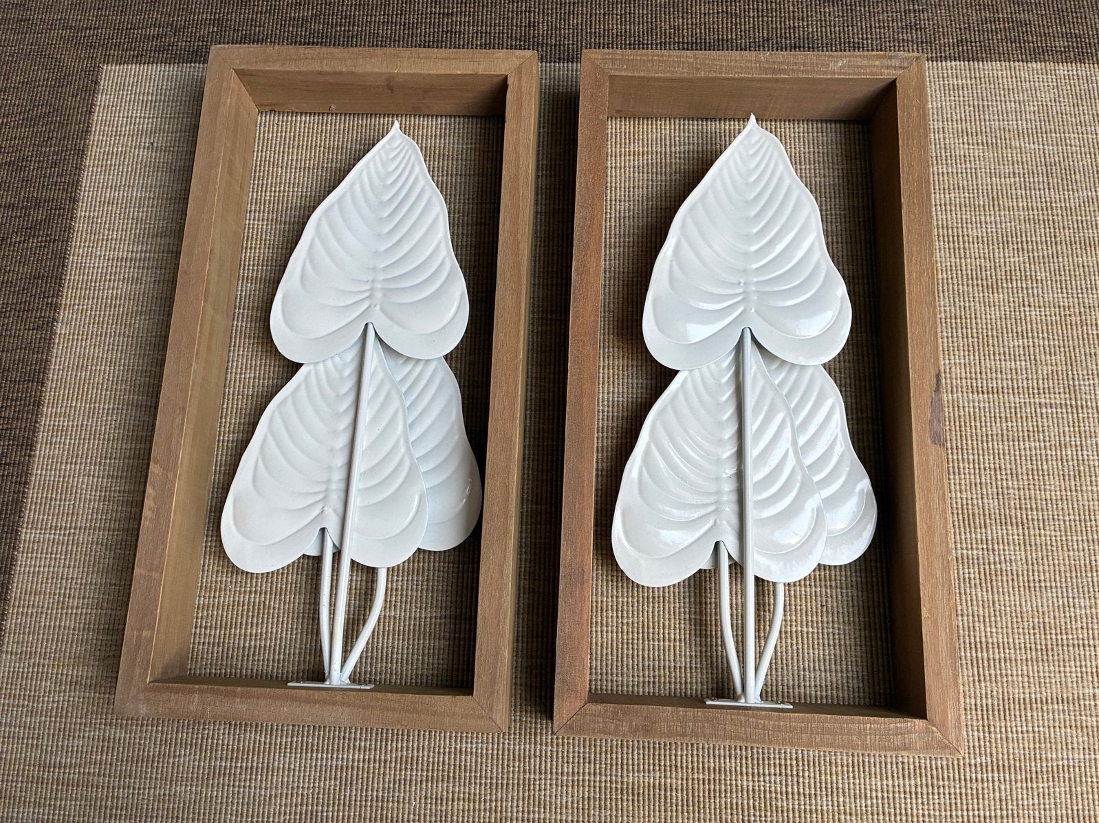 Set van 2 wanddecoraties met witte bladeren in houten frame, Wandsculptuur, Hout, Ophalen of Verzenden, Zo goed als nieuw
