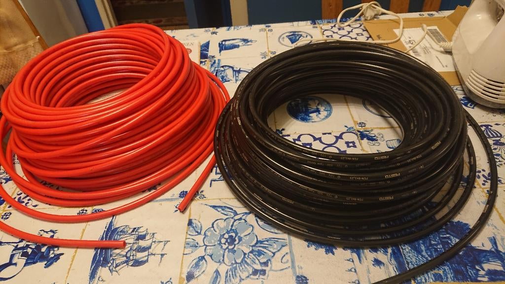 2 rollen Festo persluchtslang, Doe-het-zelf en Verbouw, Compressors, 10 bar of meer, Nieuw, Ophalen of Verzenden, Minder dan 200 liter/min