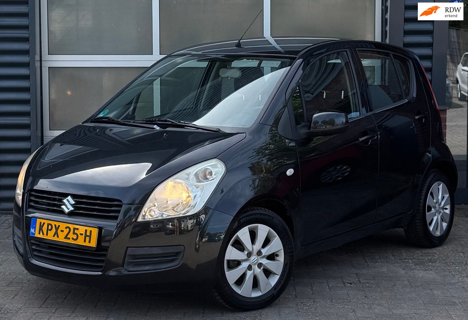 Suzuki SPLASH 1.0 Comfort, Auto's, Stof, Bedrijf, Handgeschakeld, 3 cilinders