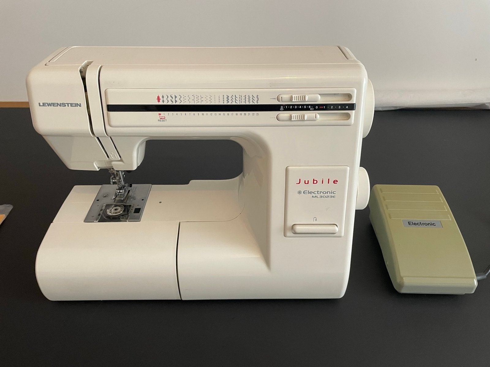 Lewenstein Jubile naaimachine, Ophalen of Verzenden, Gebruikt, Naaimachine, Lewenstein
