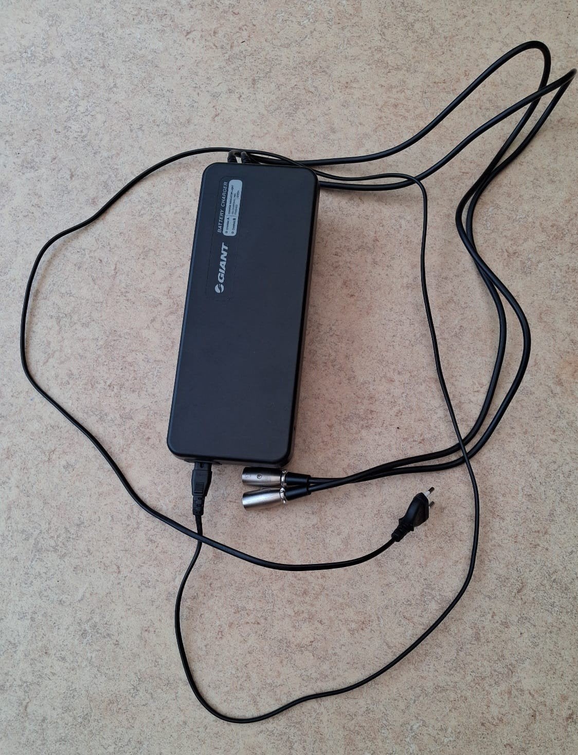 originele oplader Giant twist, Ophalen, Gebruikt, Giant