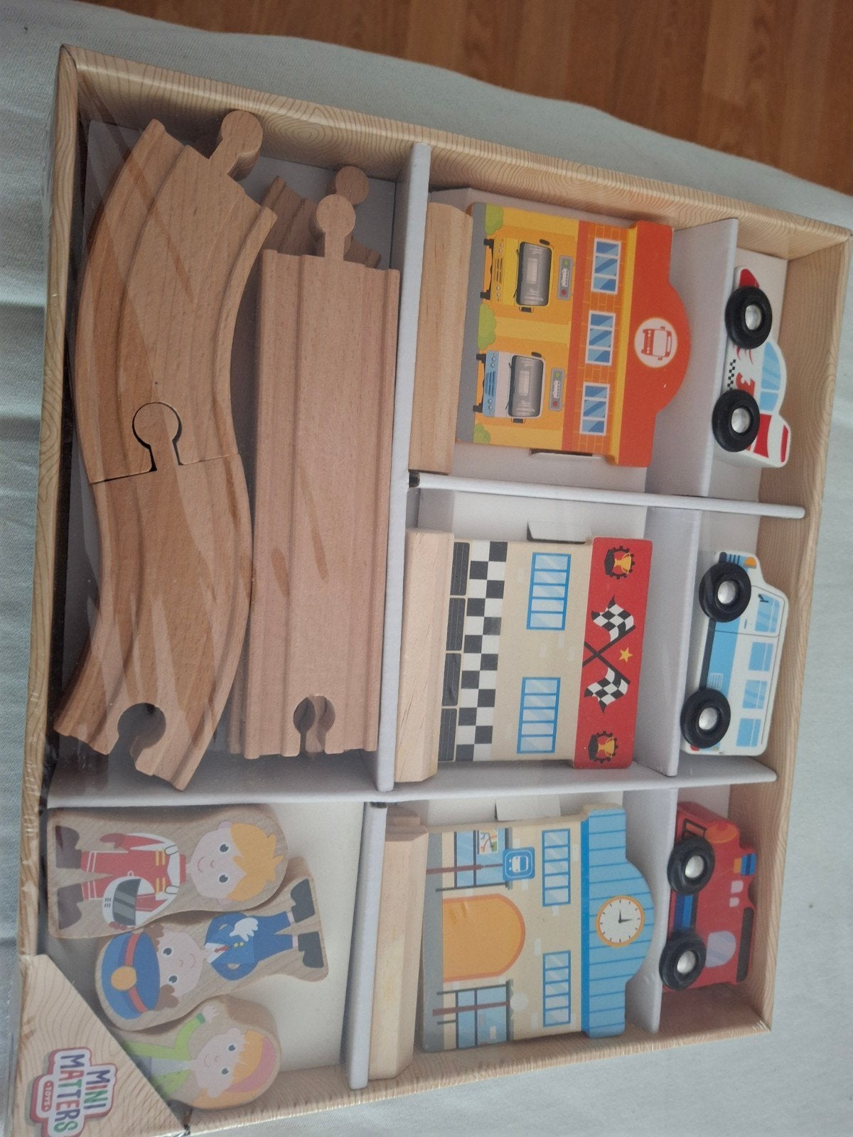 houten trein-/autoset.( nieuw)., Ophalen, Nieuw, Overige typen