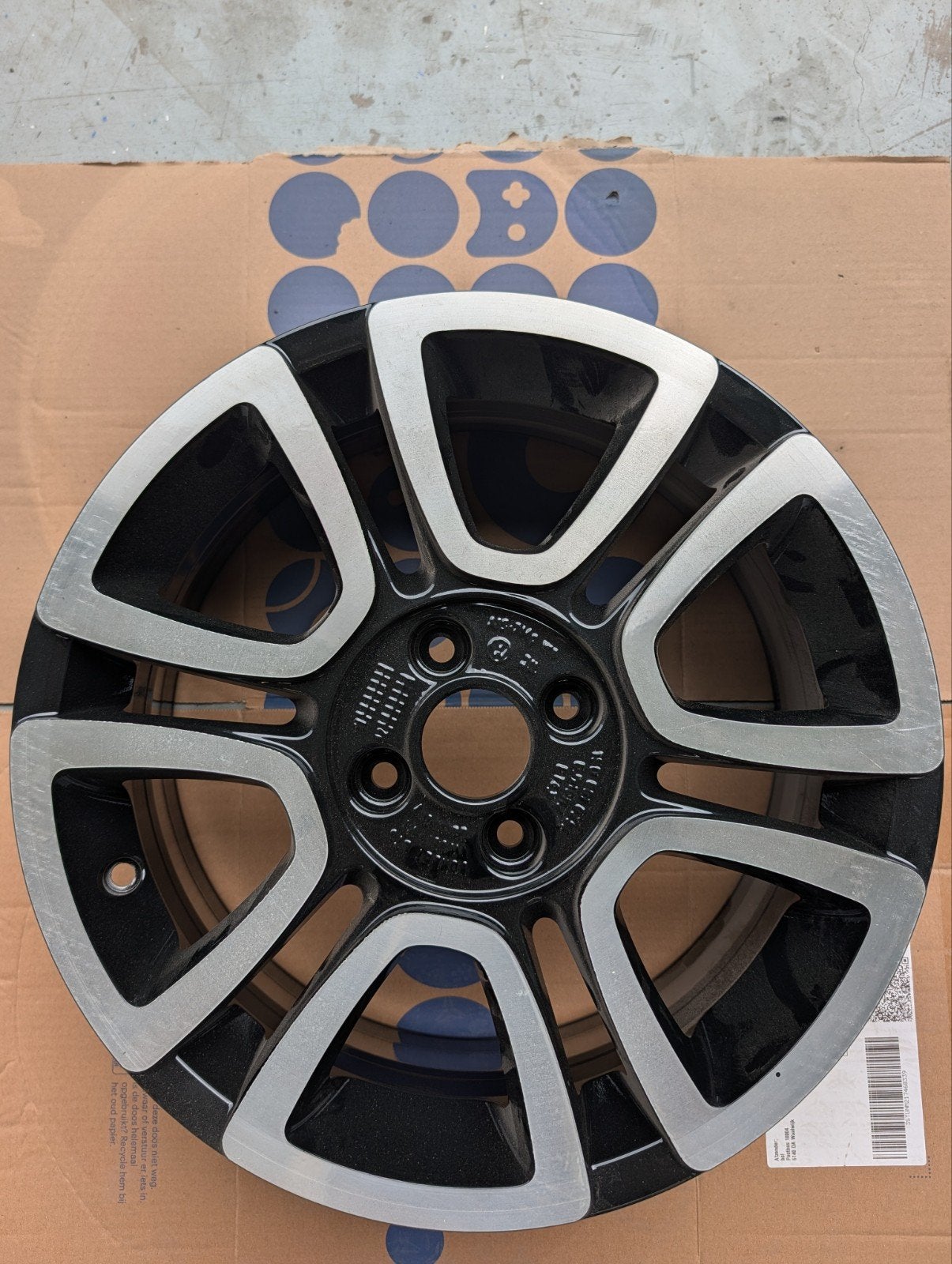 Originele VW UP Velgen 16 inch 4x100, Gebruikt, Velg(en), 16 inch, Ophalen of Verzenden