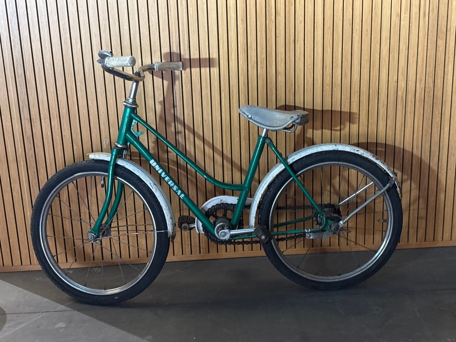 Vintage Universal kinderfiets - Groen, Ophalen of Verzenden, Gebruikt, Terugtraprem, 20 inch of meer