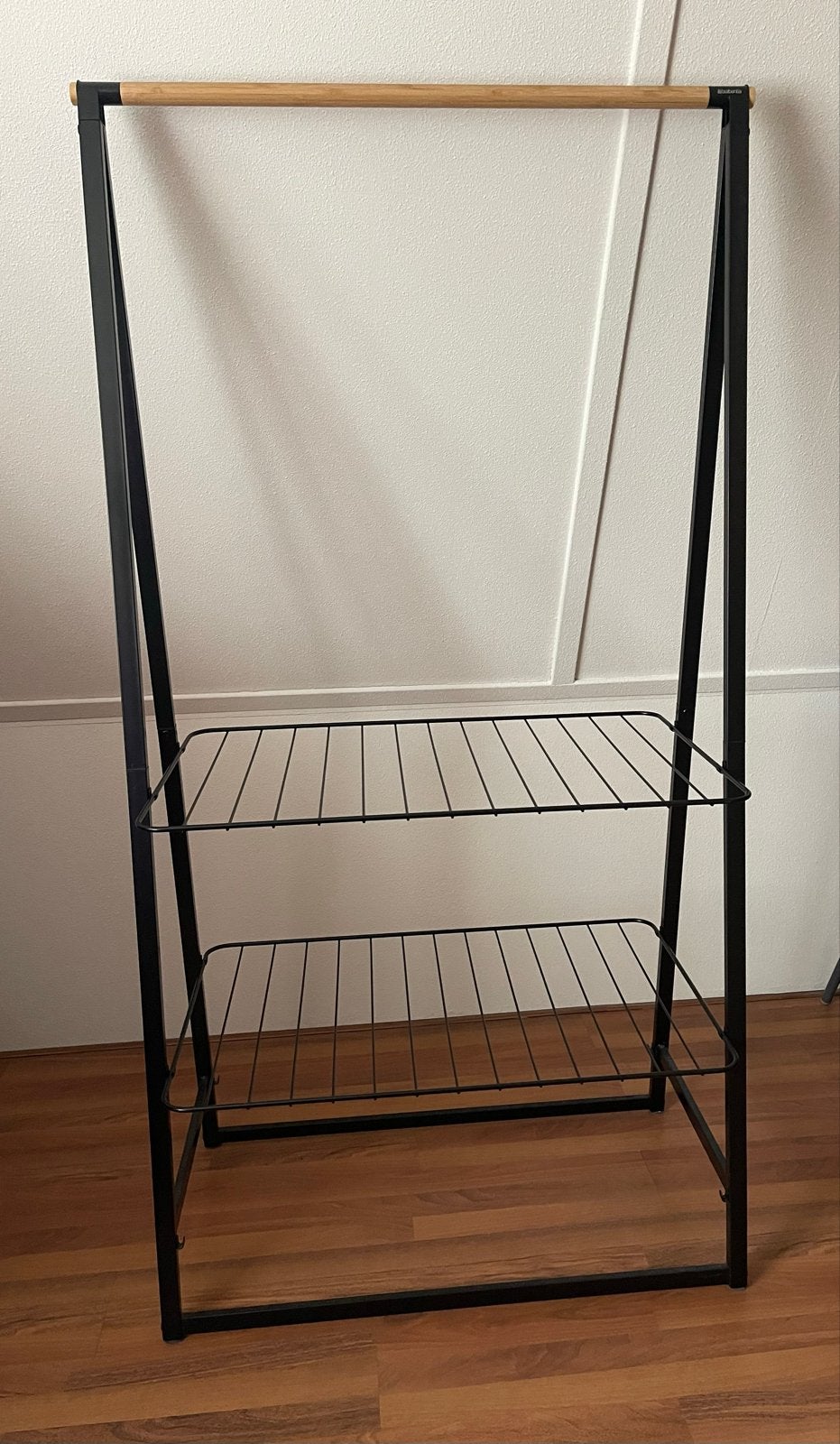 Brabantia Linn Kledingrek met 2 planken - Zwart/Hout, Ophalen, Zo goed als nieuw