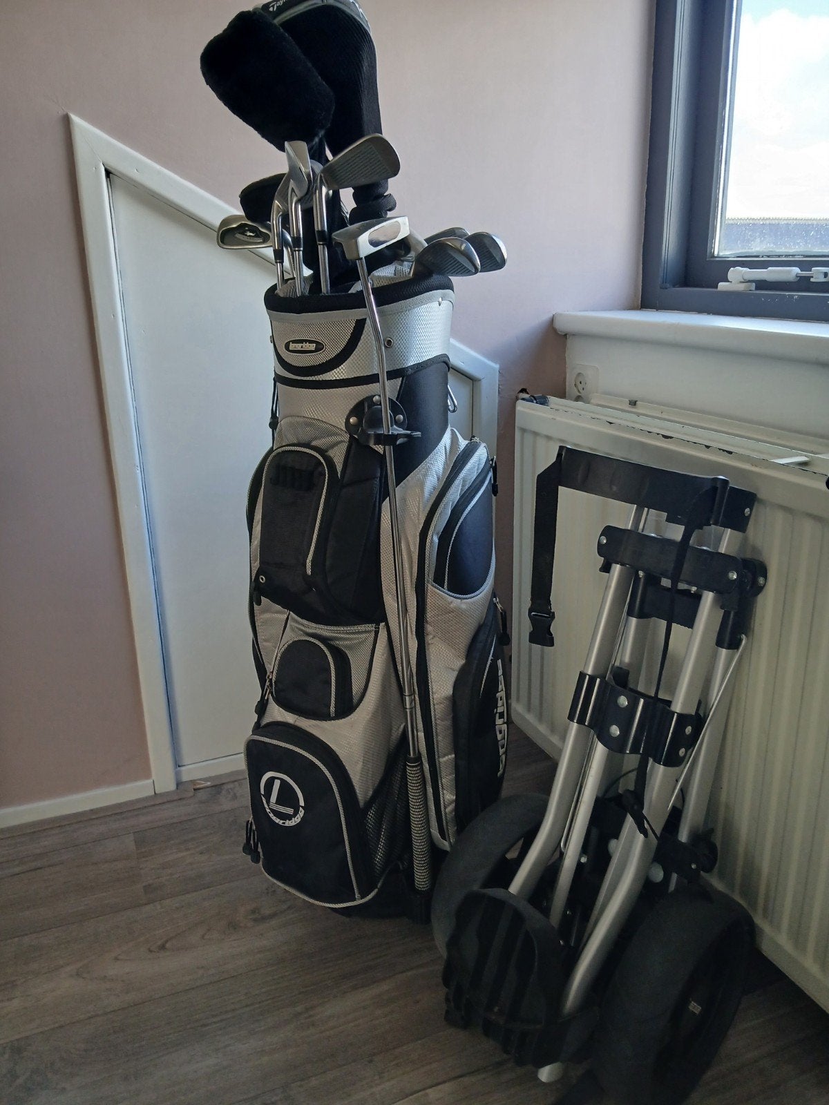 Golfset heren rechtshandig met Mizuno driver, tas en trolley