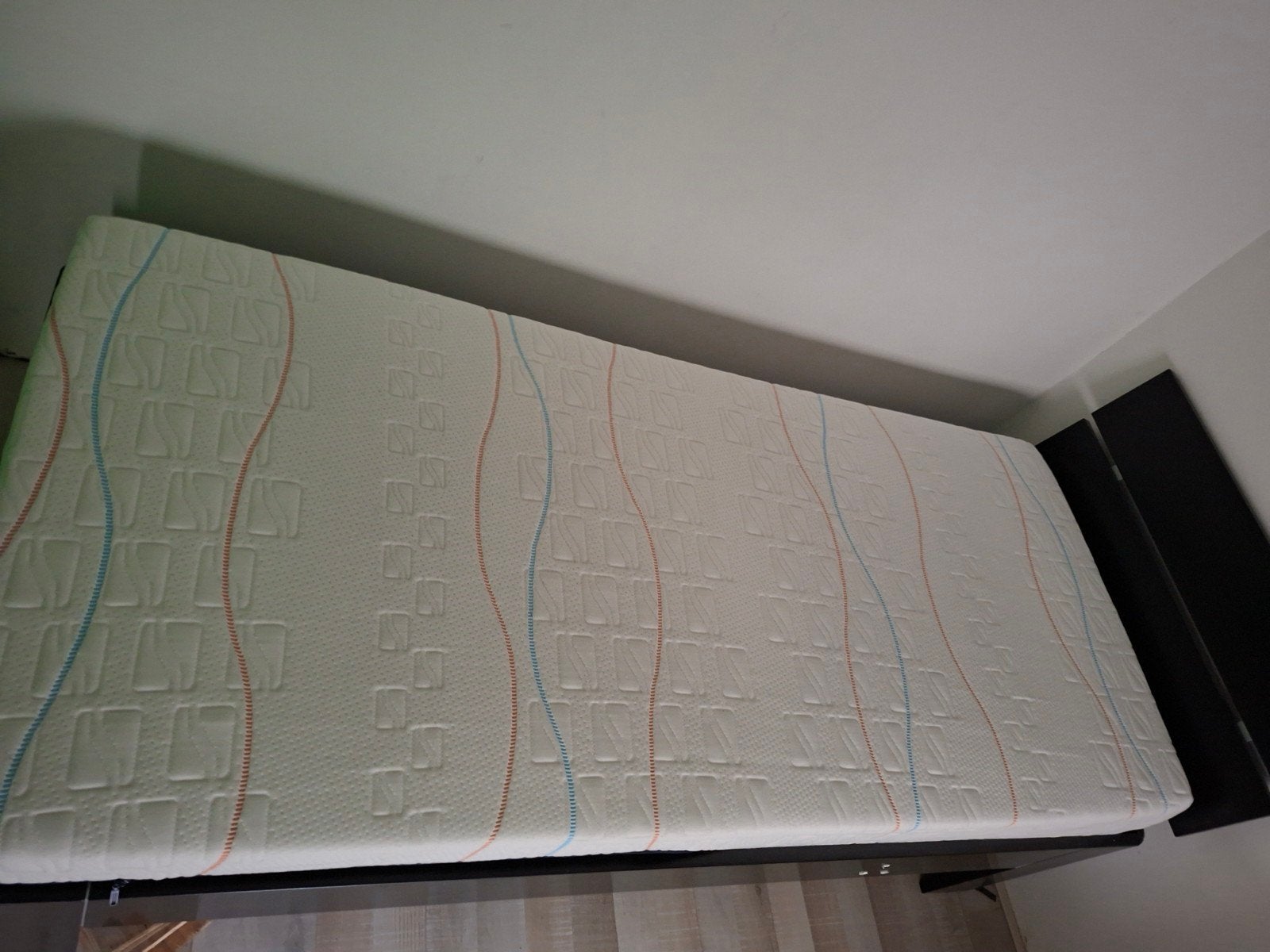 M Line Slow Motion Limited Edition 6 matras 90x210cm, Ophalen, 90 cm, Eenpersoons, 210 cm