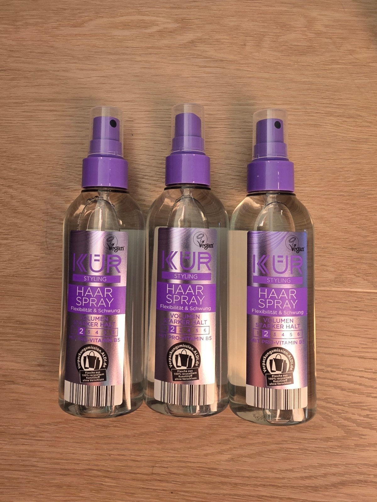 3x Vegan Kur Styling Haarspray - Flexibiliteit & Schwung, Sieraden, Tassen en Uiterlijk, Ophalen of Verzenden, Nieuw, Gel, Wax, Haarlak of Mousse
