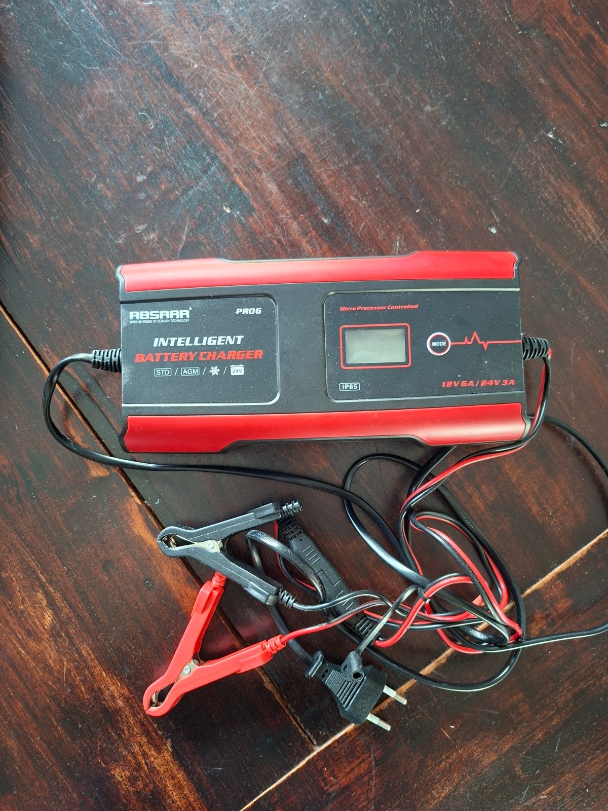 ABSAAR PRO 6.0 Intelligente Acculader 12V/24V, Ophalen, Zo goed als nieuw