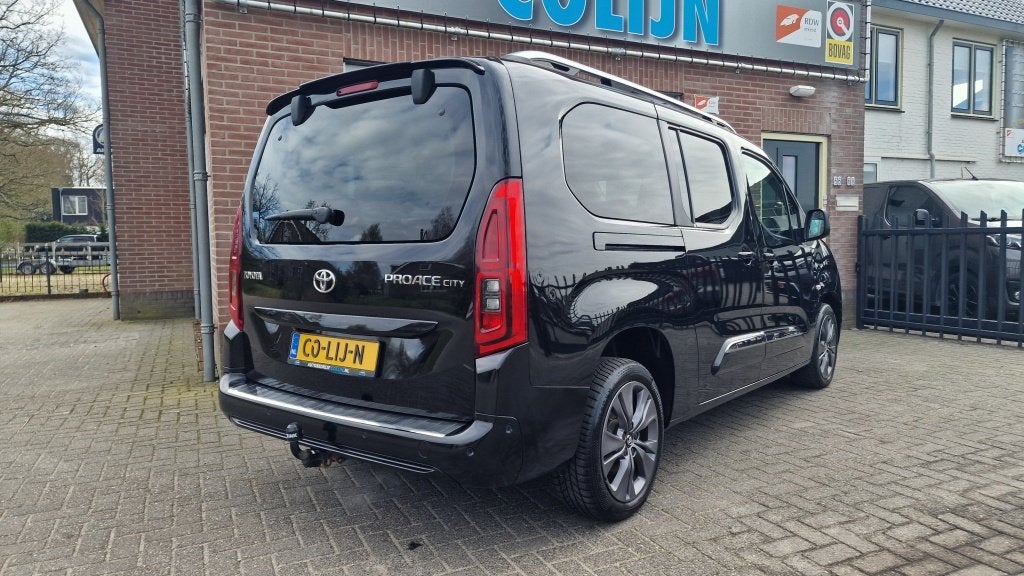 Toyota PROACE CITY Verso 1.2 Turbo Executive L2 Long, 7P Aut, Auto's, Stof, Gebruikt, 1199 cc, 7 stoelen