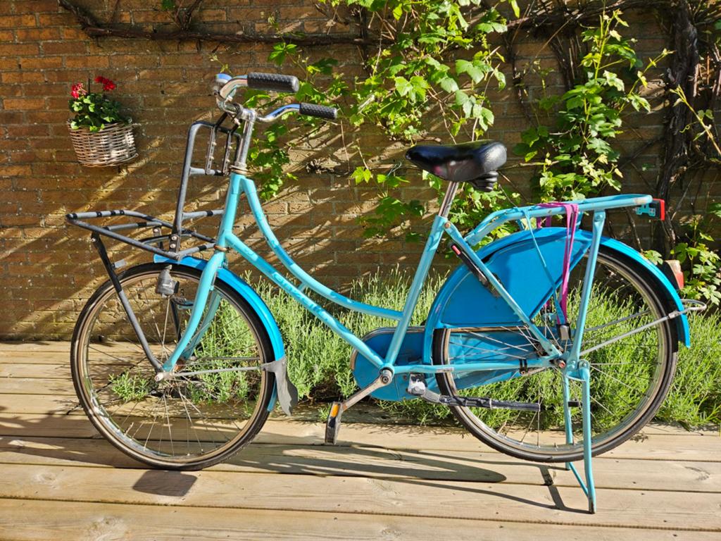 Gazelle meisjessfiets 24inch met voordrager - Lichtblauw, Ophalen, Gebruikt, Terugtraprem, Gazelle