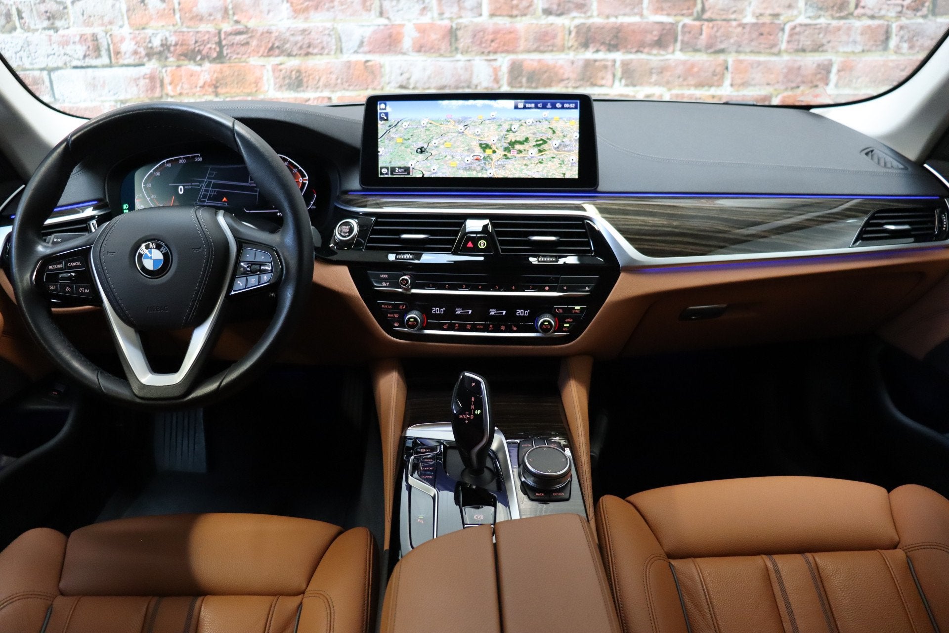Foto 17 van BMW 5 Serie Touring 520i High Executive Luxury Line Automaat