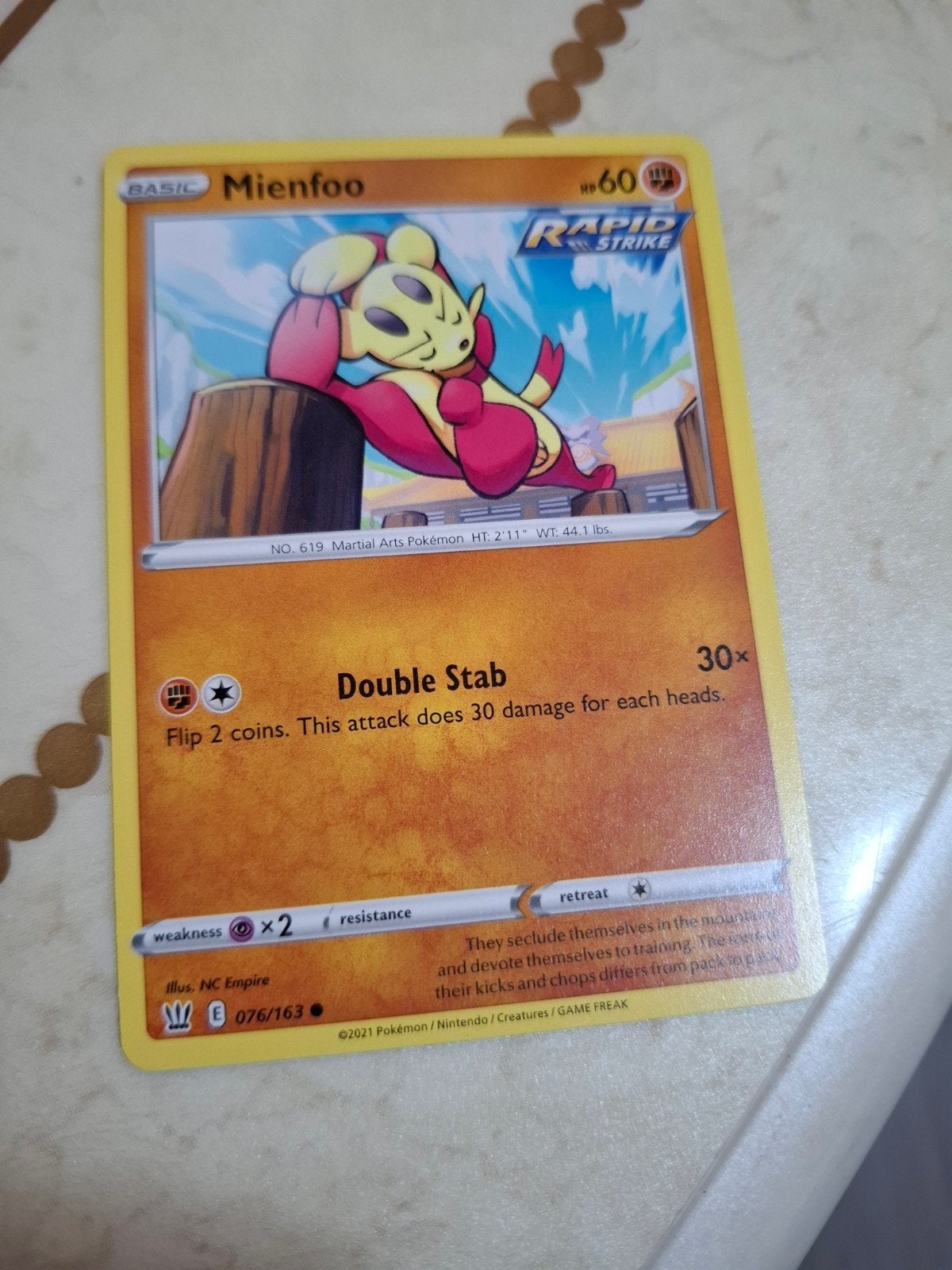 Mienfoo Pokémon Kaart - Rapid Strike 076/163, Ophalen of Verzenden, Zo goed als nieuw, Losse kaart