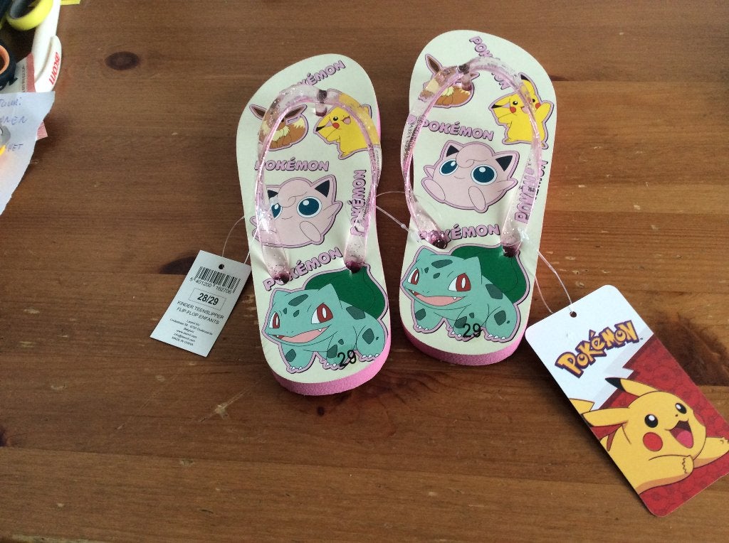 kinder slippers pokemon. merk Leomil maat 28/29 Nieuw, Leomil, Jongen of Meisje, Overige typen, Nieuw