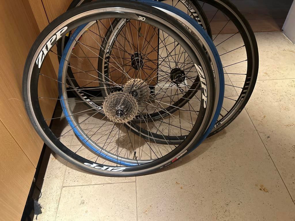 Zipp 30 Achterwiel - Racefiets Wiel and other wheels, Ophalen, Gebruikt, Wiel