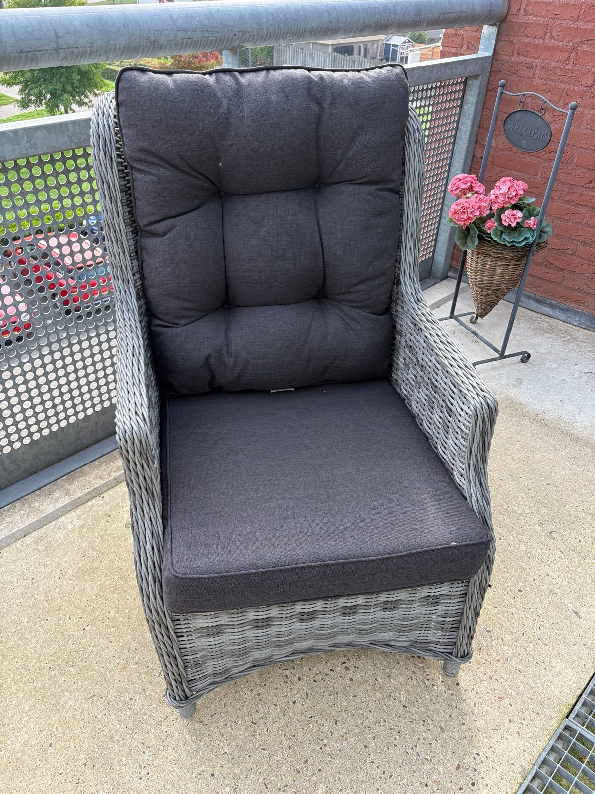Comfortabele Wicker Tuinstoel met Kussens, Ophalen, Zo goed als nieuw, Wicker