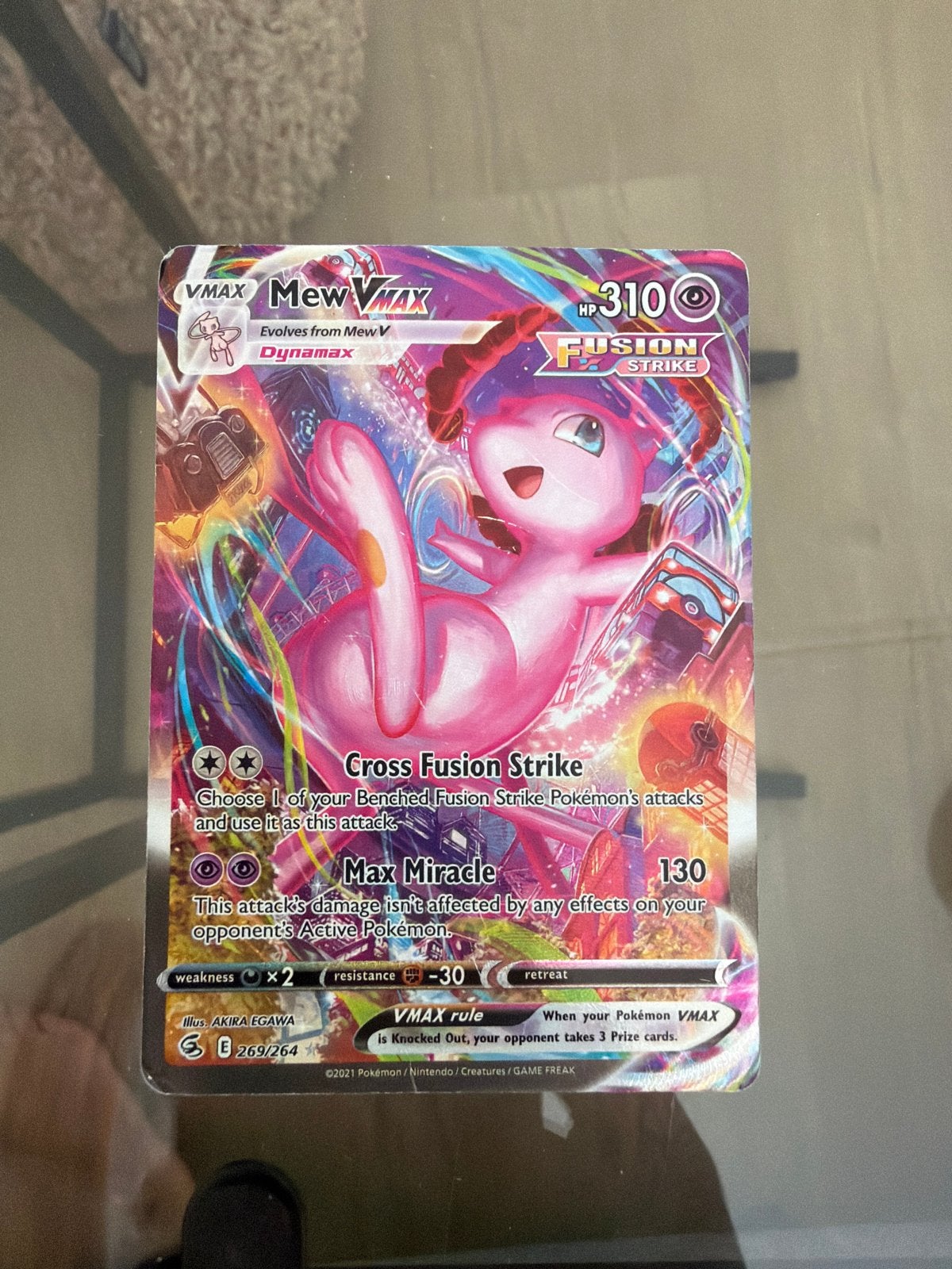 Mew VMAX Alt Art (Fusion Strike 269/264) Pokémon kaart, Ophalen of Verzenden, Gebruikt, Losse kaart