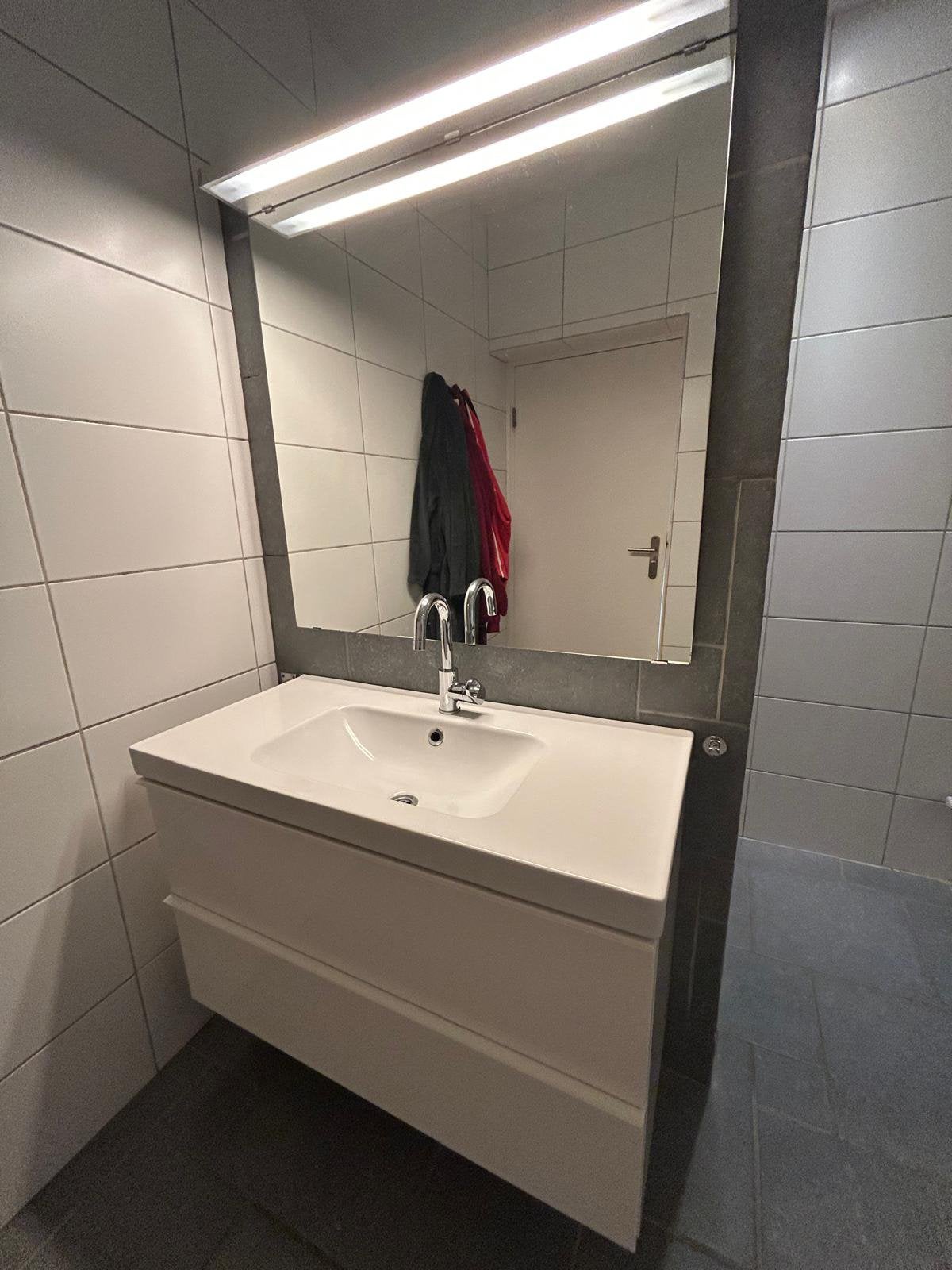 Wastafel te koop incl 2 grote lades, Ophalen, Minder dan 50 cm, Gebruikt, Minder dan 100 cm