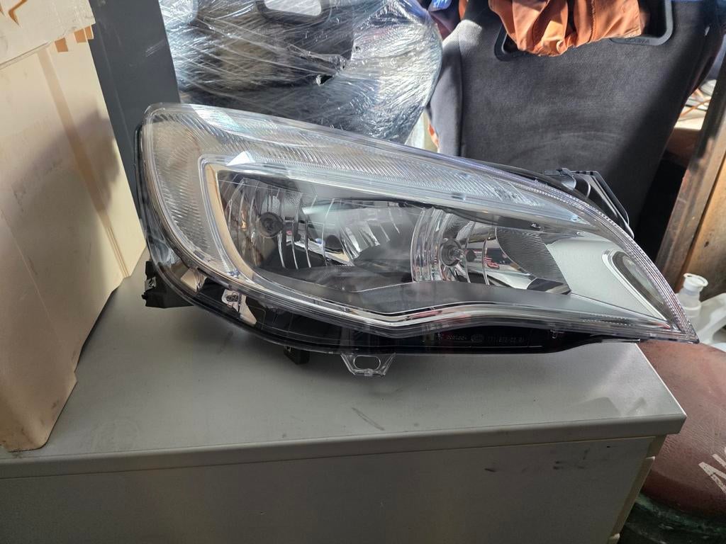 Nieuwe Opel Astra J Koplamp Rechts, Ophalen of Verzenden, Nieuw, Opel
