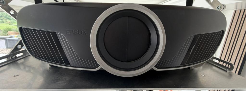 Exclusieve Home Cinema Beamer – Epson EH-TW9300, Ophalen, Zo goed als nieuw, Ultra HD (4K)