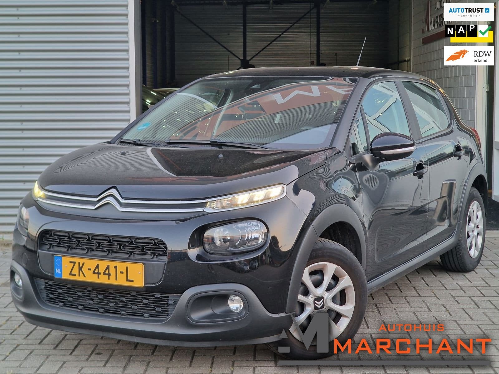 Citroen C3 1.2 PureTech S&S Feel PDC|NL AUTO|NAVI, 1199 cc, Origineel Nederlands, Bedrijf, Handgeschakeld