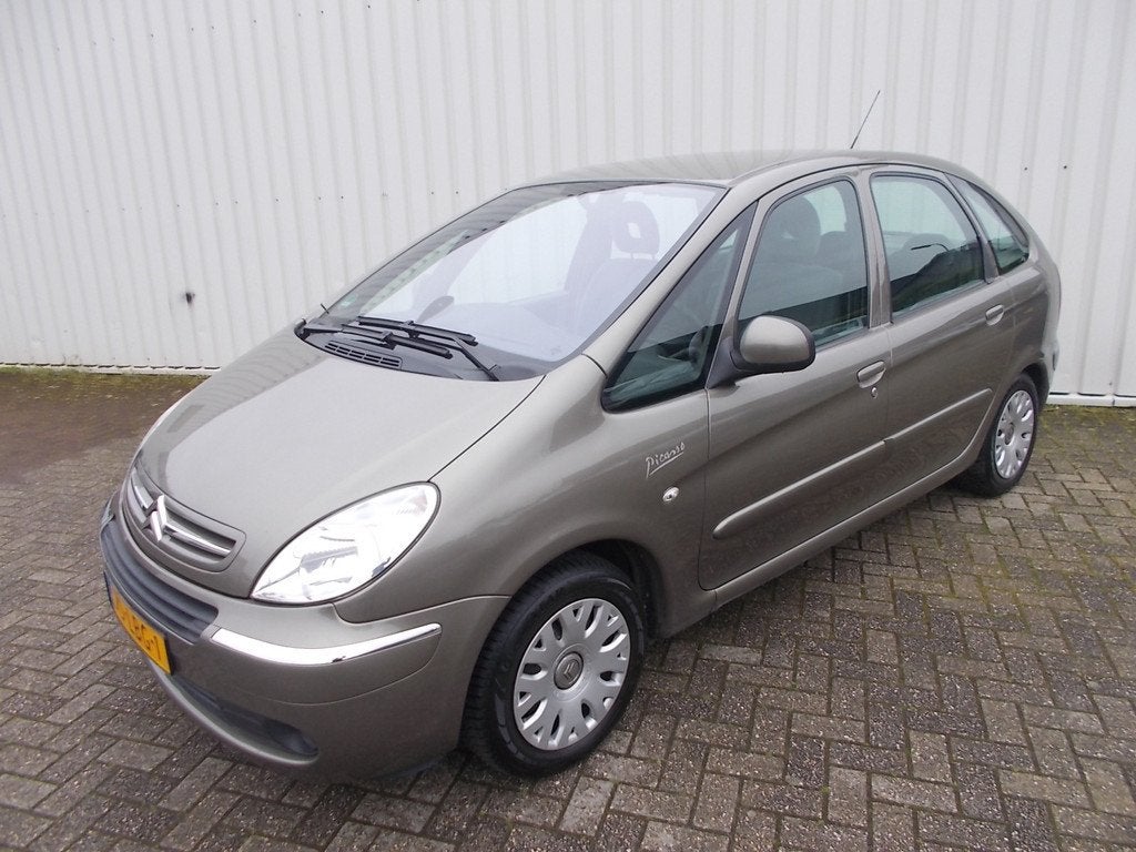 Citroën Xsara Picasso 1.6i-16V Image ( APK 15-04-2027 ), Auto's, Citroën, Voorwielaandrijving, Stof, 4 cilinders, Bruin