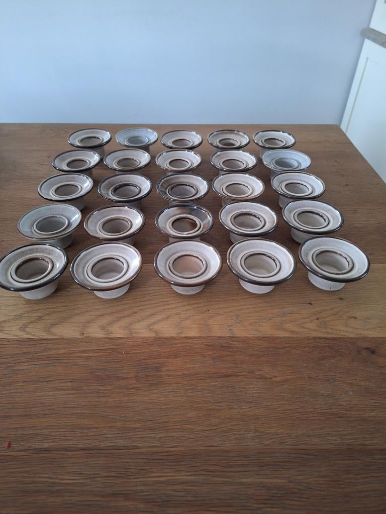 Nog 15 eierdoppen van Potterie de Driehoek, Antiek en Kunst, Antiek | Keramiek en Aardewerk, Ophalen of Verzenden