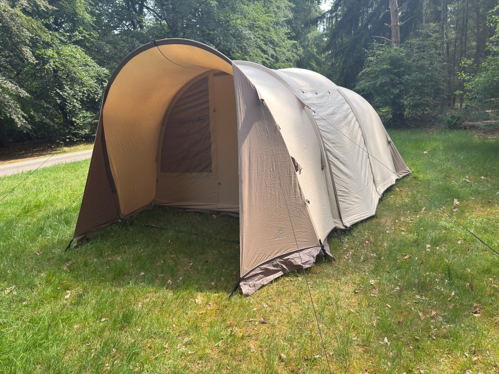 Bardani 4-persoons tent met vaste kuip, Ophalen, Zo goed als nieuw, Tot en met 4
