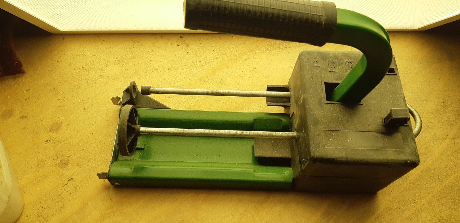 2 componenten spuit  - Groen en zwart, Ophalen, Nieuw, Kitspuit