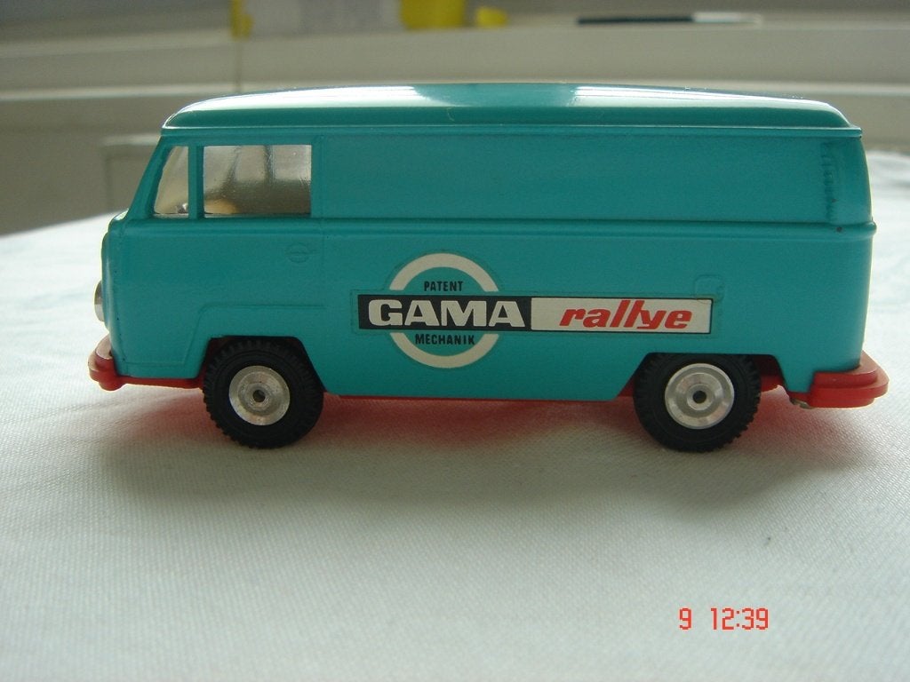 VOLKSWAGEN T2 RALLY SERVICE BUS 1970 GAMA MINI 1/42, Ophalen of Verzenden, Zo goed als nieuw, Auto, Gama