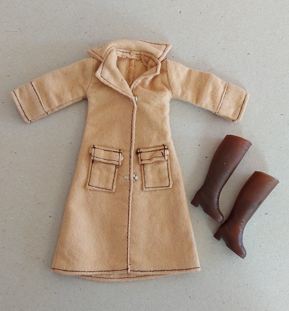 Vintage Sindy/Fleur fashion doll kledingsets, Verzamelen, Poppen, Ophalen of Verzenden, Gebruikt, Kleertjes