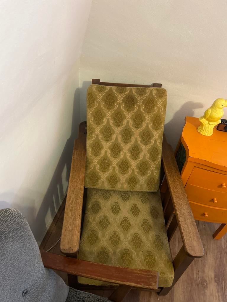 Vintage rokersstoel met fluwelen kussens, Huis en Inrichting, Stoelen, Ophalen, Gebruikt, Overige kleuren, Eén