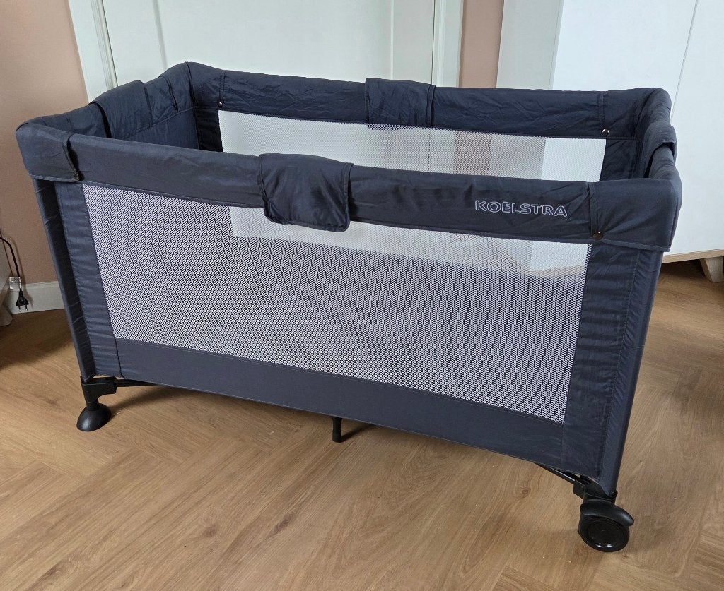 Campingbed Koelstra Travelsleeper T5 Grijs, Ophalen, Zo goed als nieuw, Reisbedje